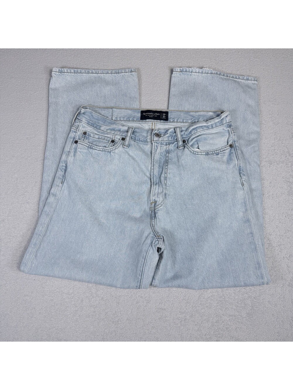 Abercrombie & Fitch Ultra Baggy Rigid Denim‎ Jeans Light Wash 29x30 High Rise